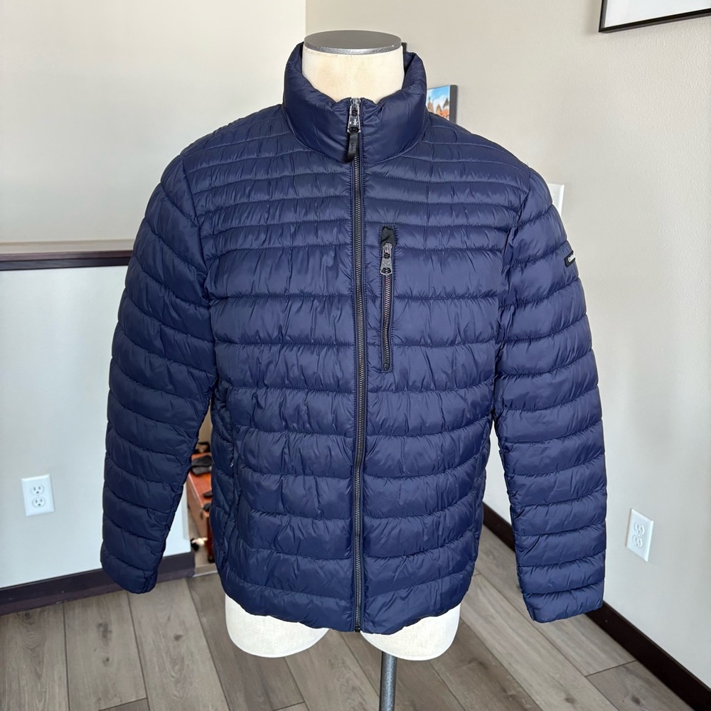 Calvin Klein Lightweight Puffer Water-Resistant Down Men’s Jacket